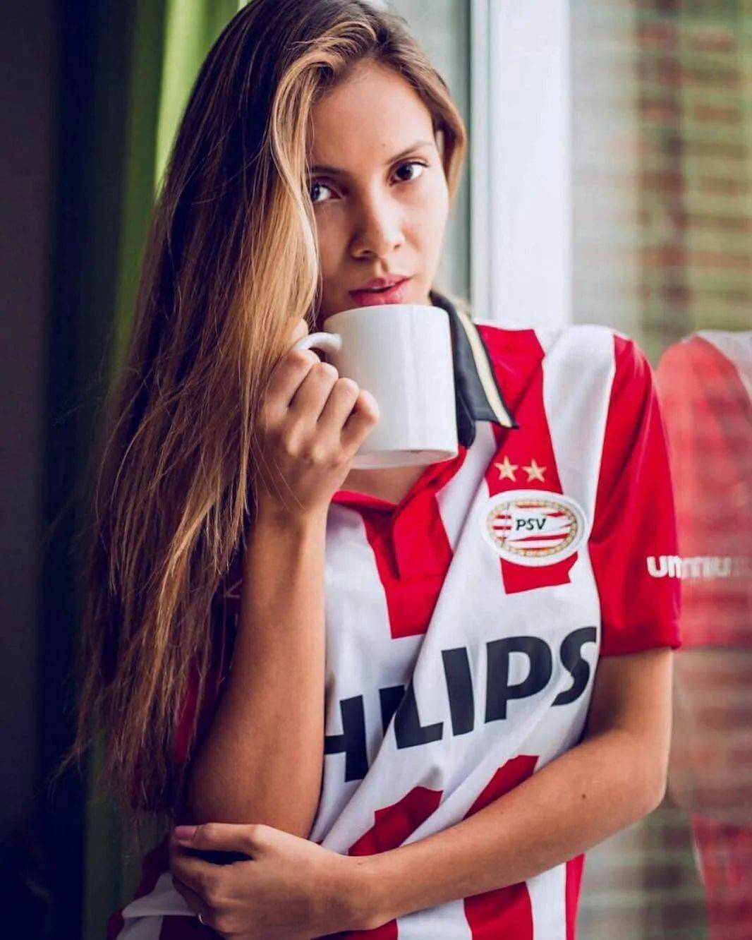 赛后埃因霍温调整名单以备德国杯;伤情更新环节打磨;态度坚定;心理建设被强调 赛后埃因霍温调整名单以备德国杯;伤情更新环节打磨;态度坚定;心理建设被强调