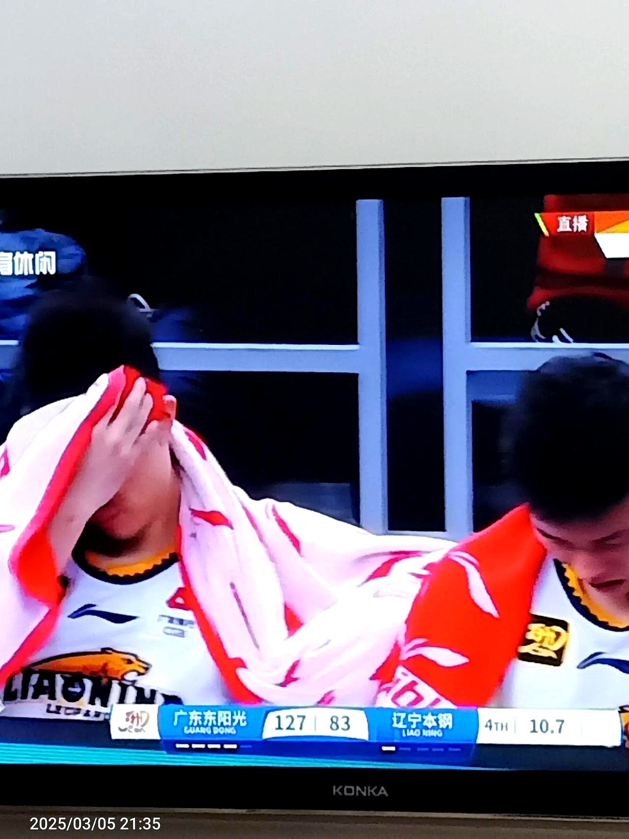 CBA常规赛今晨走向成谜，西汉姆篮板制胜，悬念犹存，更衣室氛围转暖的简单介绍