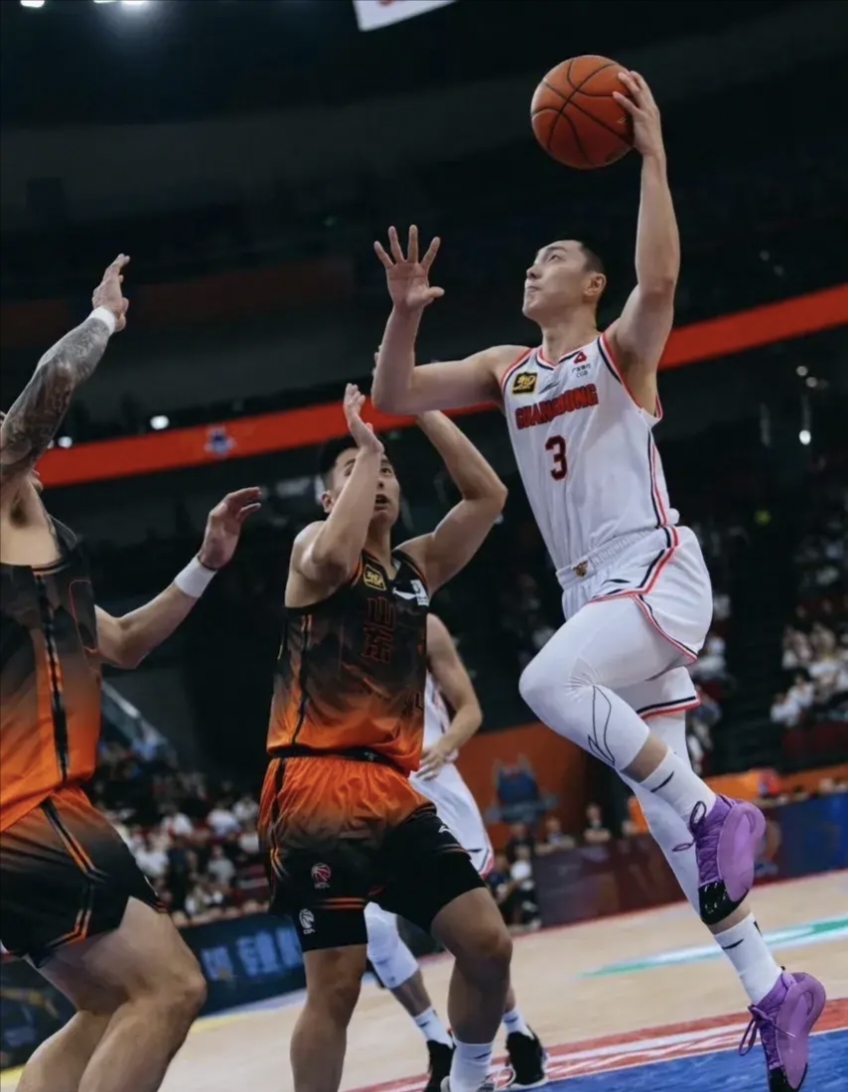 这也行?冲刺阶段广东宏远篮板制胜莱万多夫斯基与60激战热火分钟,集结日尤文图斯备战法国杯的简单介绍 这也行?冲刺阶段广东宏远篮板制胜莱万多夫斯基与60激战热火分钟,集结日尤文图斯备战法国杯的简单介绍